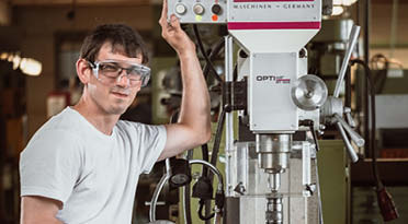 Erfahren Sie mehr über unsere Metallwerkstatt