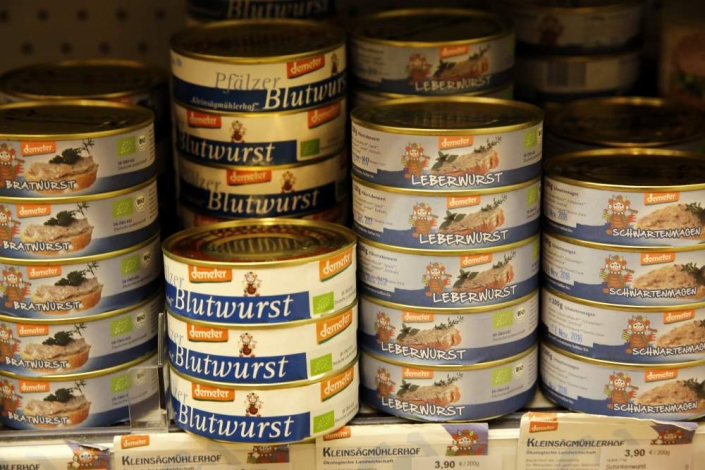 Dosenwurst in Demeter-Qualität vom Kleinsägmühlerhof Leprima Biomarkt Bad Dürkheim Demeter Dosenwurst Kleinsägmühlerhof