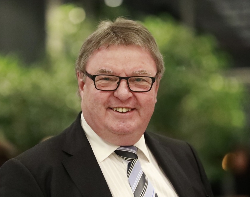 Jürgen Schäfer Stellvertretender Vorsitzender Vorstand