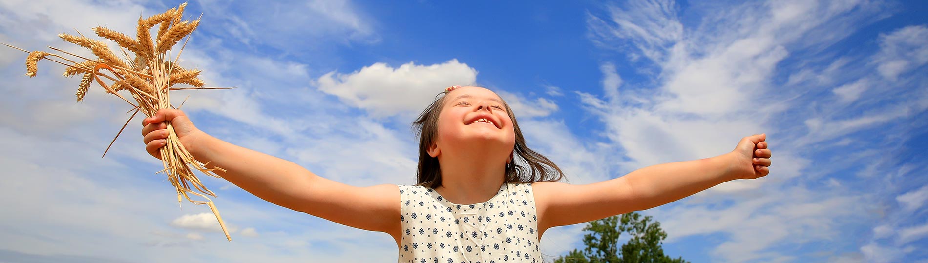 lh21_header-01_MEGA Kind mit Beeinträchtigung begrüßt alle Nutzer